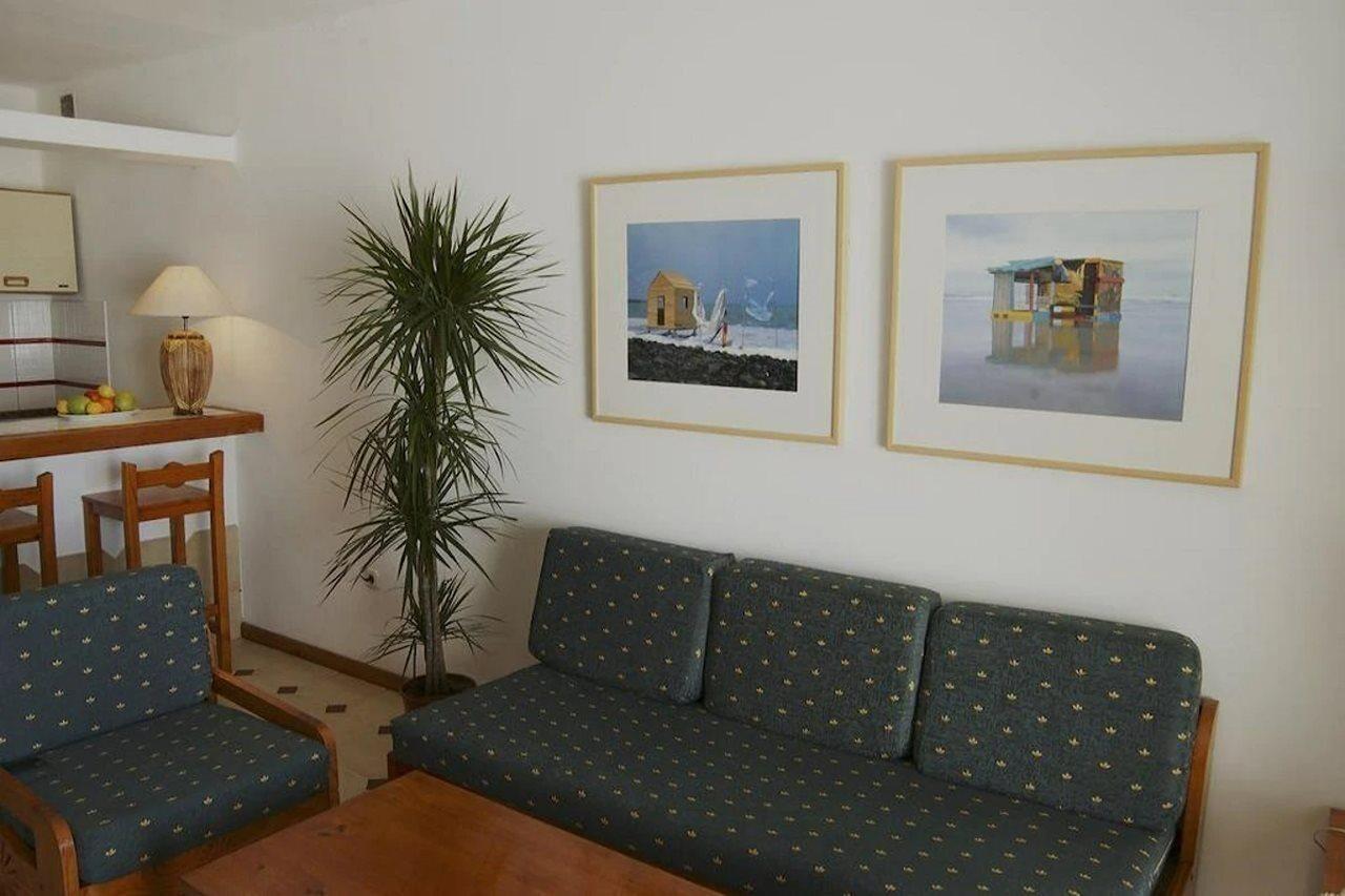 Apartamentos Los Pueblos Puerto del Carmen  Bilik gambar